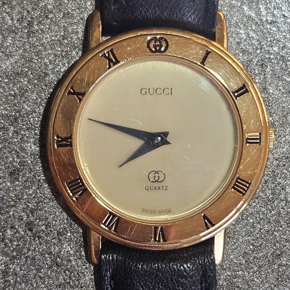 Vintage Gucci Women’s Watch - Picture 1 of 13